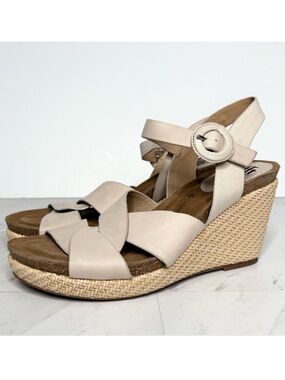 Sofft Casidy Wedge Heel Sandal 10M